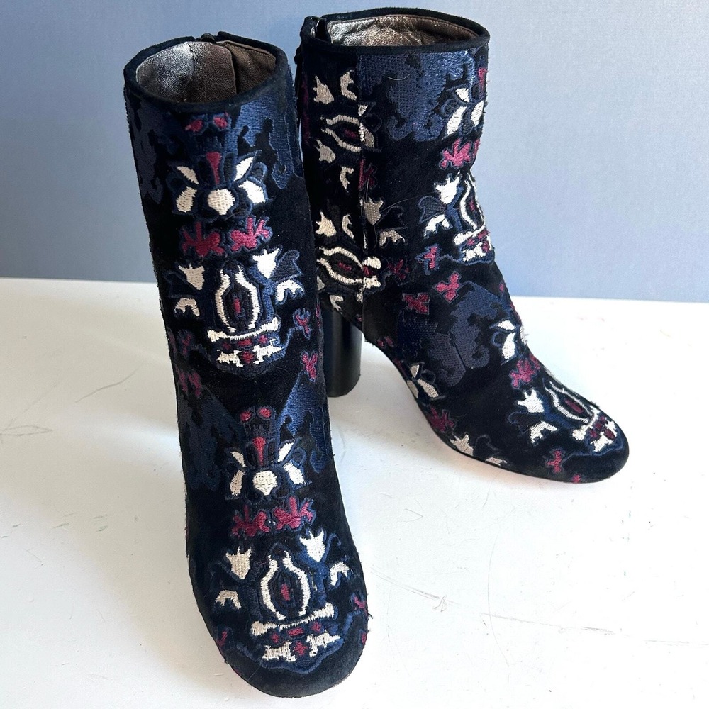 Isabel Marant boots size 5.5 embroidered leather black Guya red blue boho artsy‎